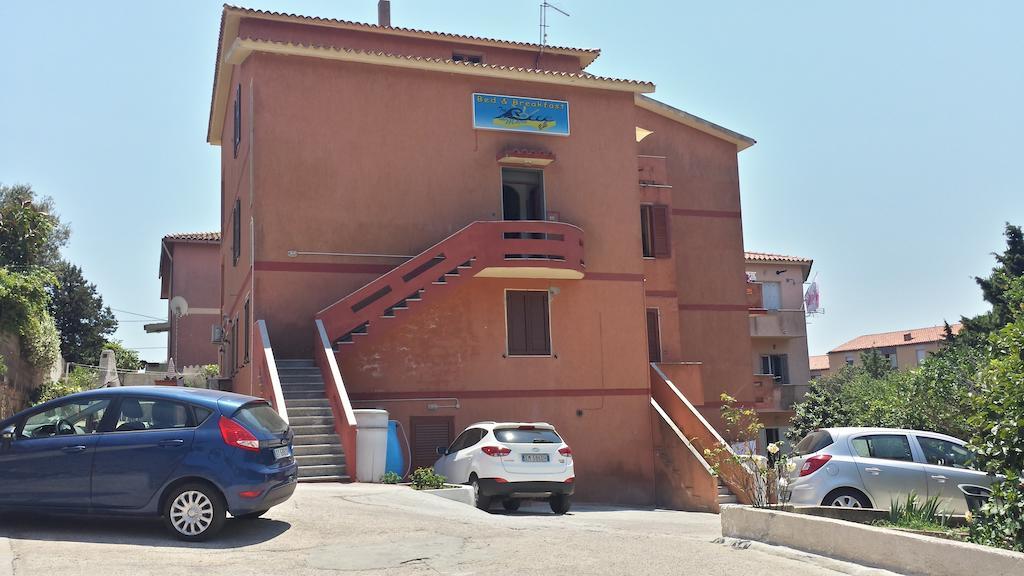 Guest House Tra Rocce E Mare La Maddalena  Luaran gambar