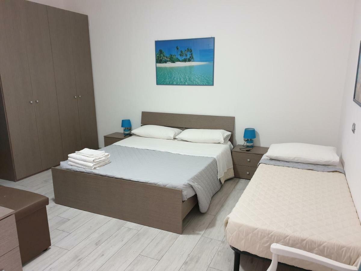 Guest House Tra Rocce E Mare La Maddalena  Luaran gambar