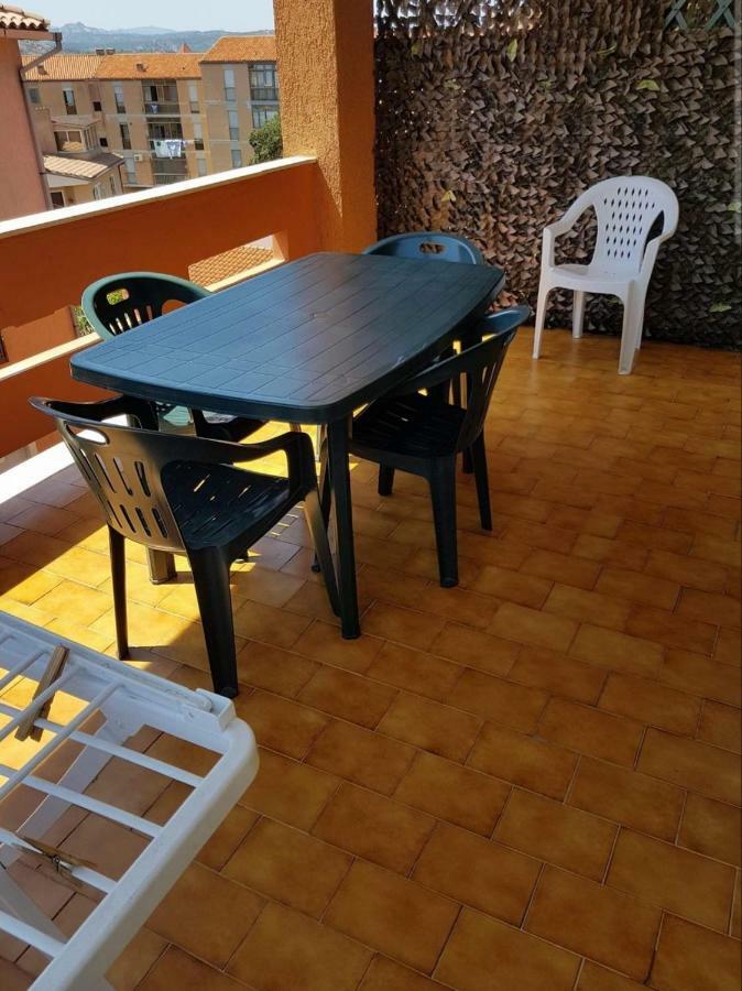 Guest House Tra Rocce E Mare La Maddalena  Luaran gambar
