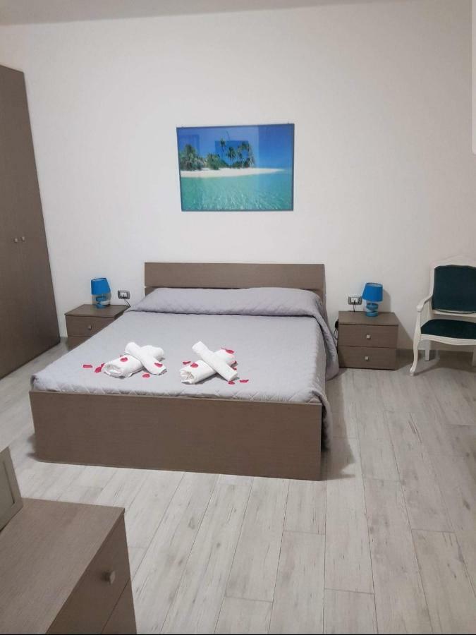 Guest House Tra Rocce E Mare La Maddalena  Luaran gambar
